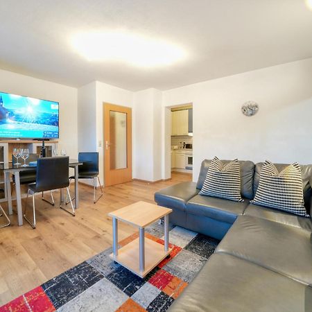 Apartment Tini - By Alpen Apartments Цел ам Зее Екстериор снимка